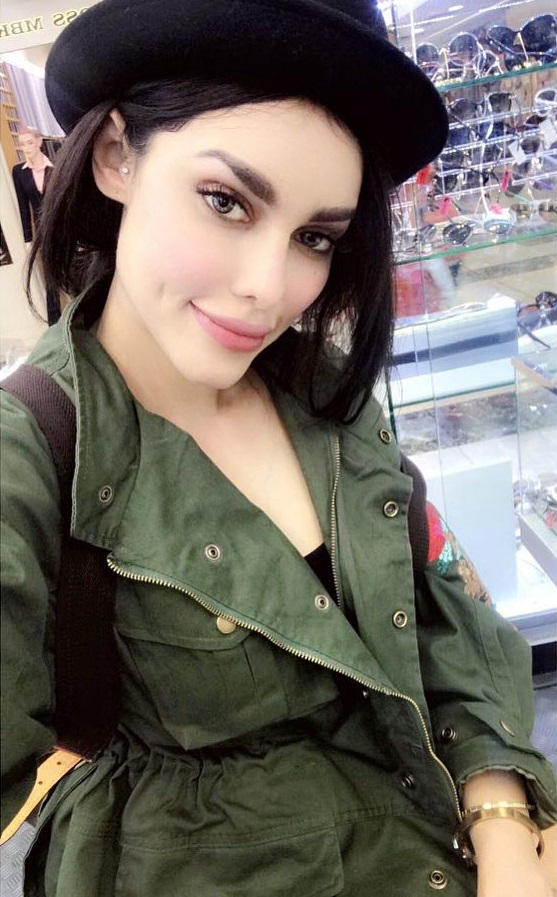 Gizele Thakral 23