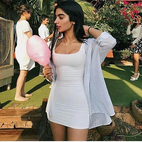 Khushi Kapoor