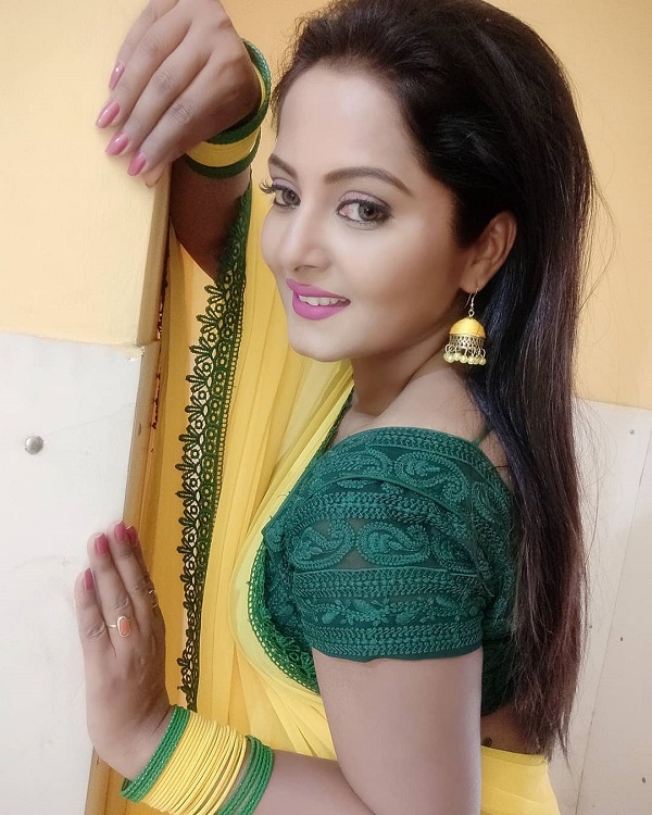 Bhojpuri Actress Anjana Singh latest photos