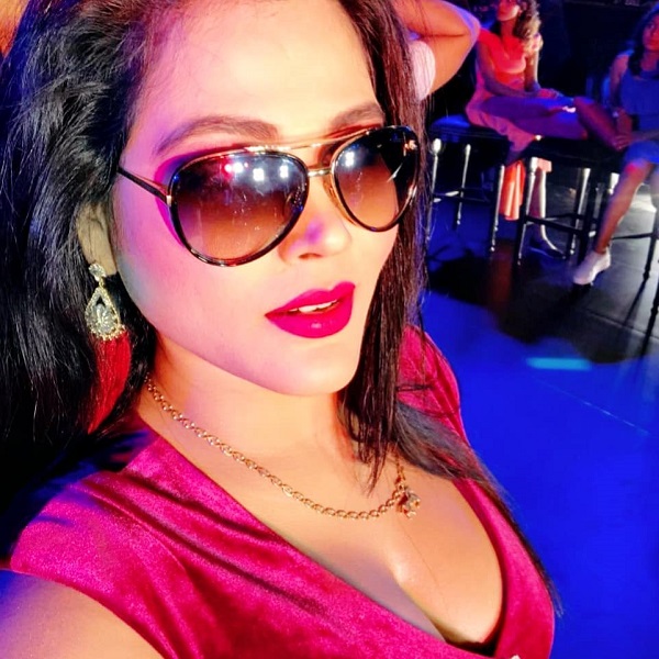 Bhojpuri Actress Seema Singh sexy photos