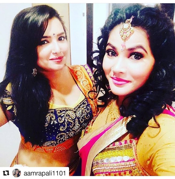 Bhojpuri Actress Seema Singh and Amarapali Dubey