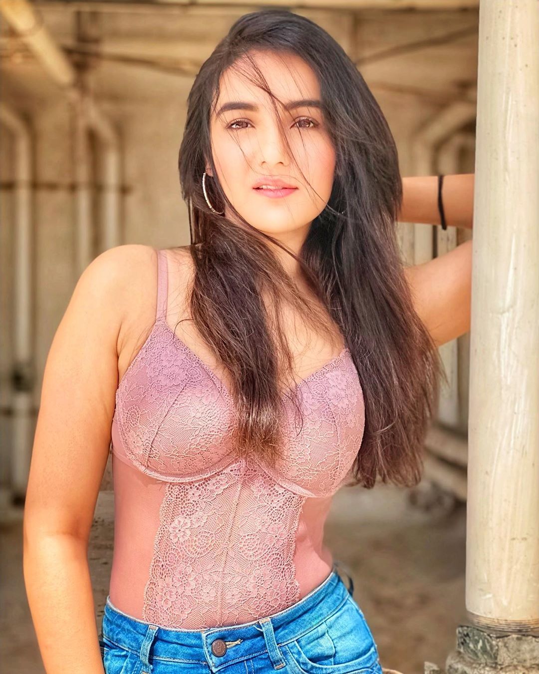 Jasmin Bhasin photos - Instagram